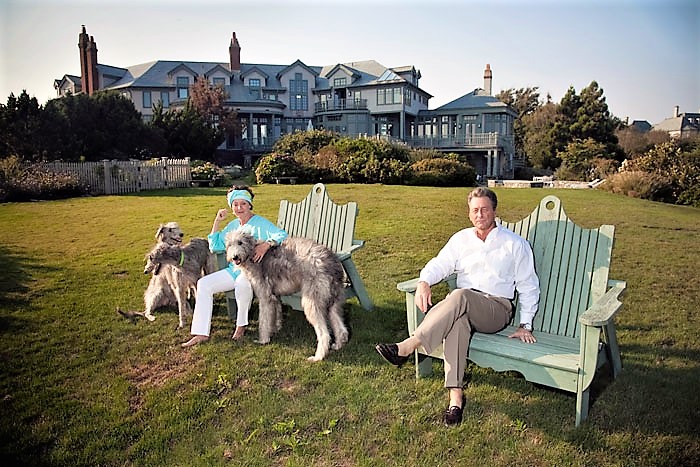 Annie and Dogs in Newport 2